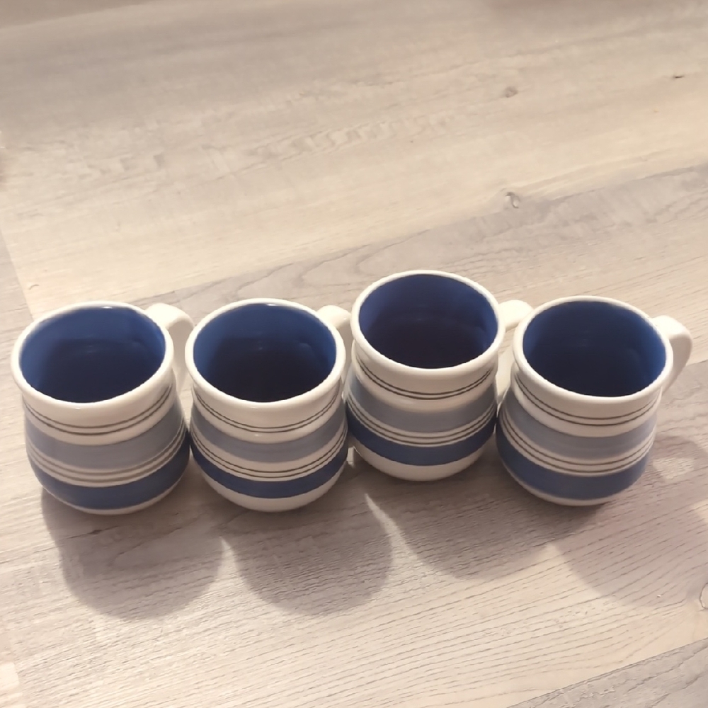 Blue and White Striped Mugs Set